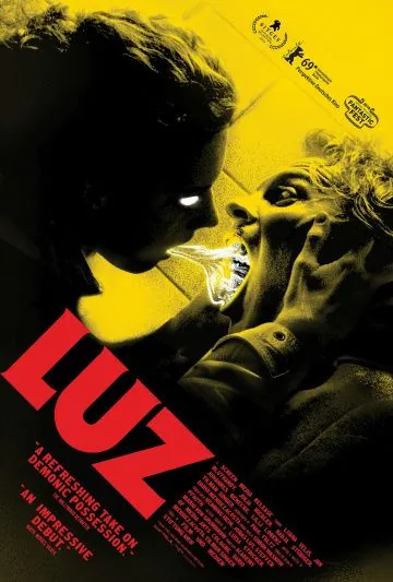 Постер: Медиум / Luz (2018)
