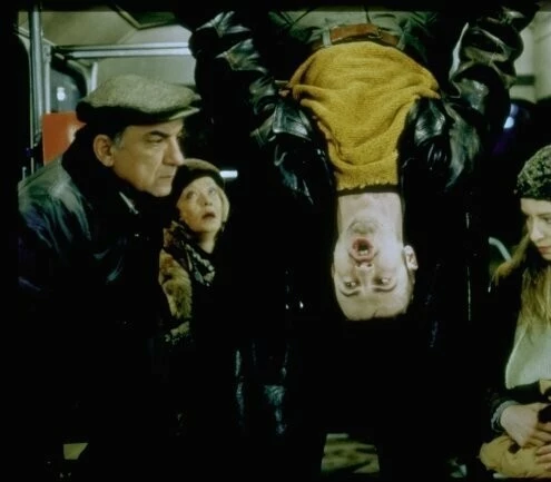 Кадр из Бочка пороха (1998) Кадр 2 из фильма Бочка пороха / Bure baruta (1998)